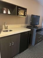 Best Western Plus Rama Inn & Suites