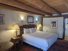 Sagebrush Inn & Suites