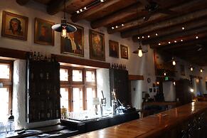 Sagebrush Inn & Suites