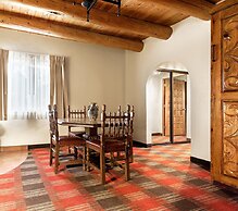 Sagebrush Inn & Suites