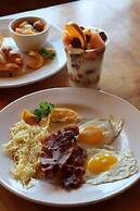 Sagebrush Inn & Suites