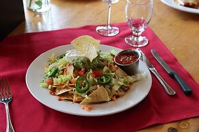 Sagebrush Inn & Suites