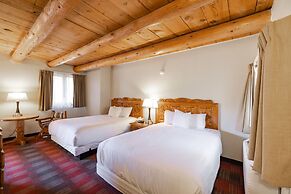 Sagebrush Inn & Suites