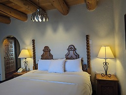 Sagebrush Inn & Suites