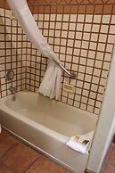 Sagebrush Inn & Suites