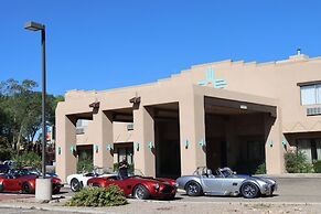 Sagebrush Inn & Suites