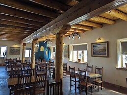 Sagebrush Inn & Suites