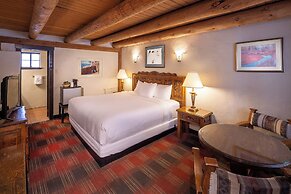 Sagebrush Inn & Suites