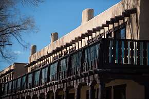 Sagebrush Inn & Suites