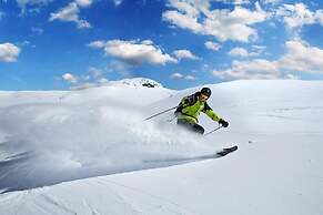 Sagebrush Inn & Suites