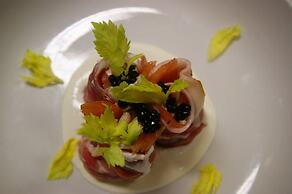 41 Lakefront Hotel, Trademark Collection By Wyndham