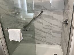 Clarion Pointe South Boston - Danville East