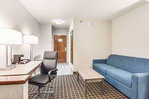 Clarion Pointe South Boston - Danville East