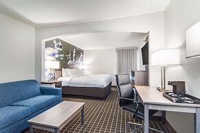 Clarion Pointe South Boston - Danville East