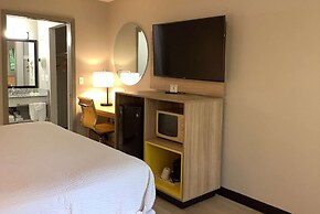 Days Inn by Wyndham Kingdom City