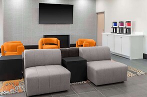Hampton Inn Olathe