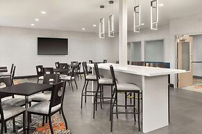 Hampton Inn Olathe