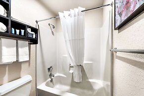 Americas Best Value Inn Marquette