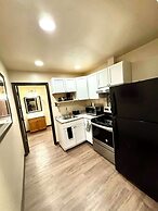 Americas Best Value Inn Marquette