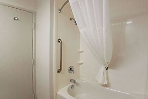 Comfort Inn Marion near Downtown & Blue Ridge PKWY