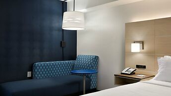 Holiday Inn Express Williamsbrg Busch Gardens Area by IHG