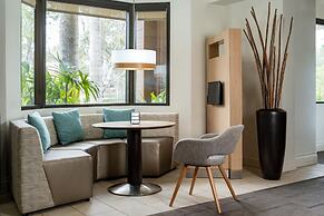 Courtyard by Marriott - Naples