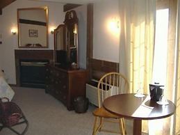 Sturbridge Country Inn