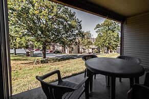 Pointe Royale Condominium Resort & Golf Course