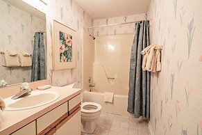 Pointe Royale Condominium Resort & Golf Course