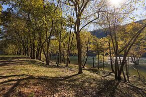 Pointe Royale Condominium Resort & Golf Course