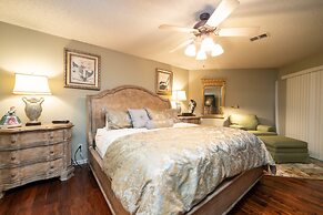 Pointe Royale Condominium Resort & Golf Course