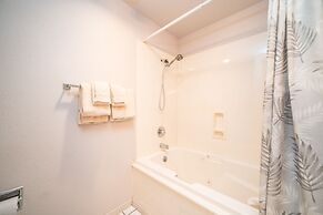 Pointe Royale Condominium Resort & Golf Course