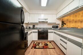 Pointe Royale Condominium Resort & Golf Course