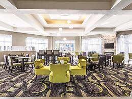 La Quinta Inn & Suites by Wyndham Alexandria Airport