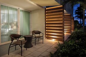 Amara Cay Resort