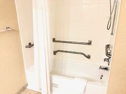 Country Inn & Suites by Radisson, Greenville, NC