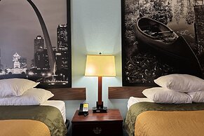 Super 8 by Wyndham Staunton