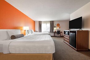 Howard Johnson Hotel & Suites by Wyndham Oacoma
