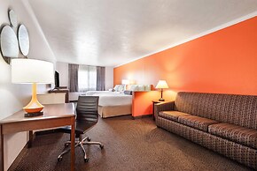 Howard Johnson Hotel & Suites by Wyndham Oacoma