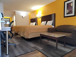 Texas Inn & Suites Raymondville