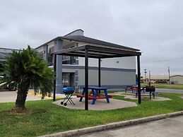 Texas Inn & Suites Raymondville