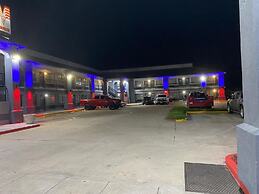 Texas Inn & Suites Raymondville