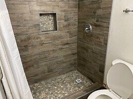 Texas Inn & Suites Raymondville