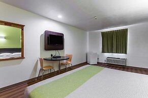 Motel 6 Moriarty, NM