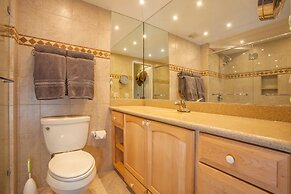 Kahana Reef - Maui Condo & Home
