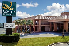 Quality Inn & Suites near Robins Air Force Base
