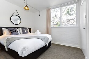 SoYa on Davis Apartment Hotel