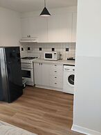 SoYa on Davis Apartment Hotel