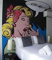 SoYa on Davis Apartment Hotel