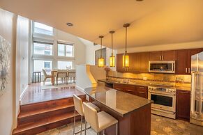 Executive - The Inn at Whistler Village